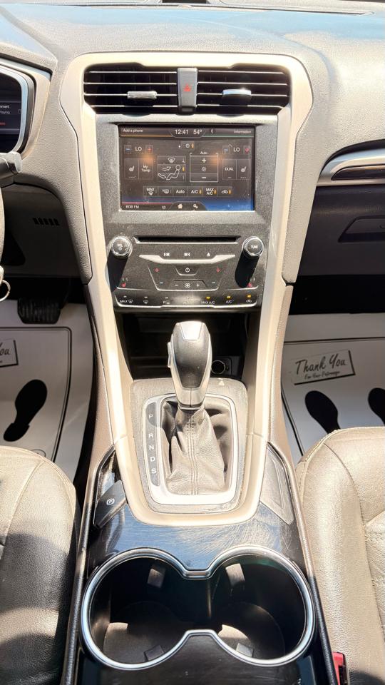 Ford Fusion 4dr Sdn I4 SE 2014