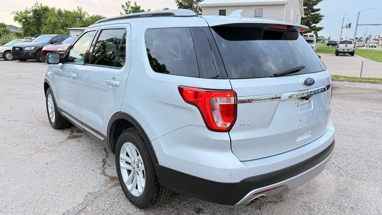Ford Explorer FWD 4dr XLT 2016