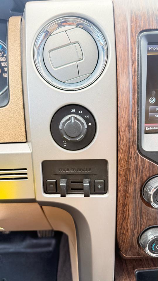 Ford F-150 4WD SuperCrew 139" Lariat 2013