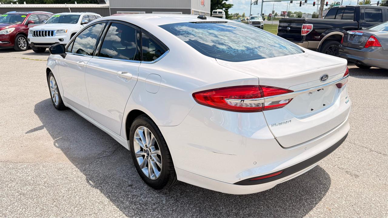Ford Fusion 4dr Sdn I4 SE FWD 2017