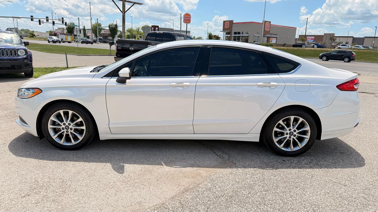 Ford Fusion 4dr Sdn I4 SE FWD 2017