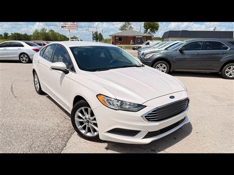 2017 Ford Fusion 4dr Sdn I4 SE FWD