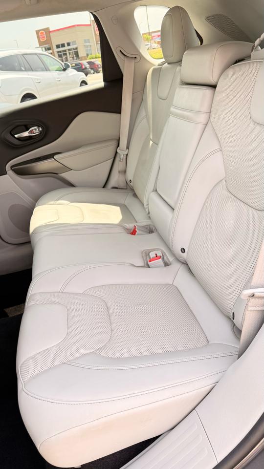 Jeep Cherokee 4dr Limited 4WD 2019