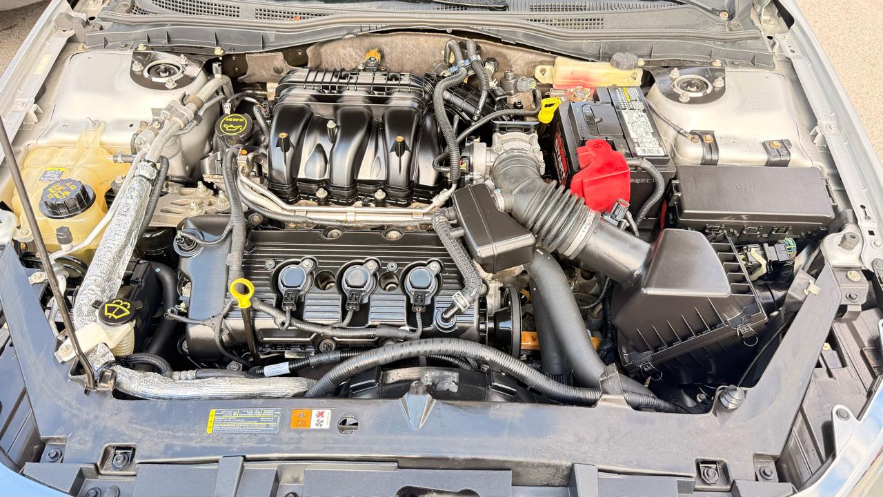 Ford Fusion 4dr Sdn I4 SEL 2011