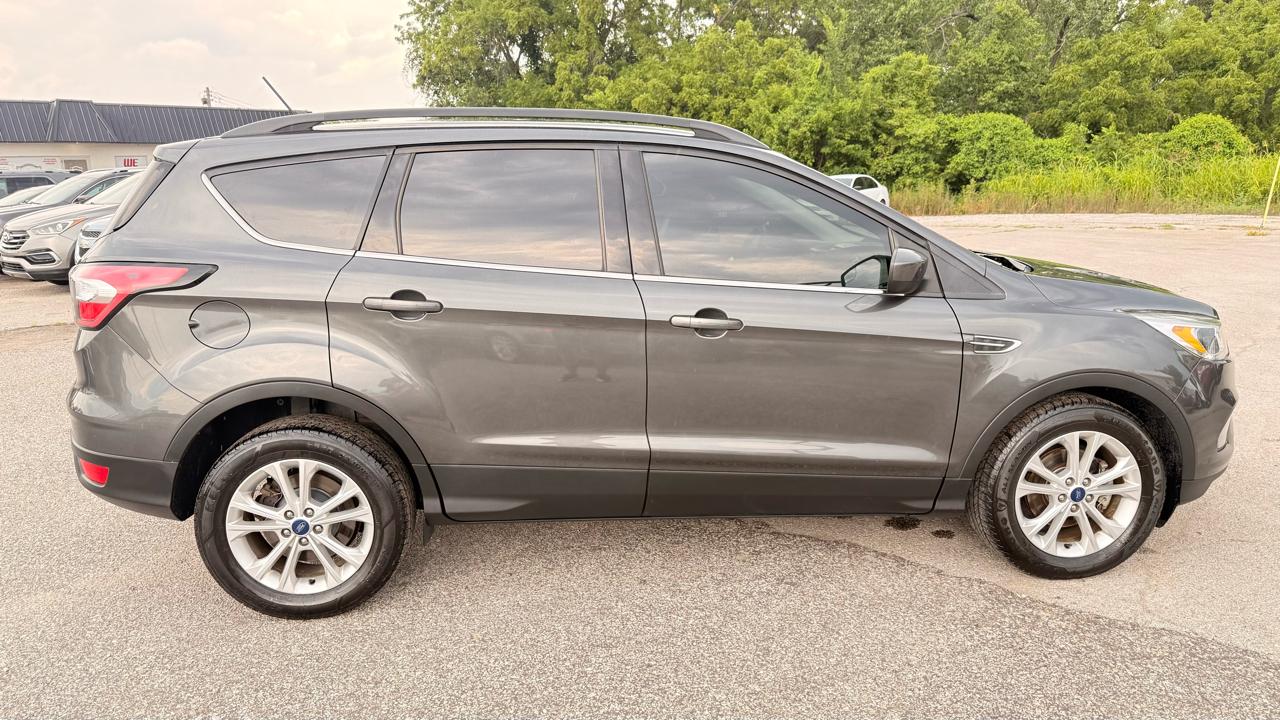 Ford Escape FWD 4dr SE 2018