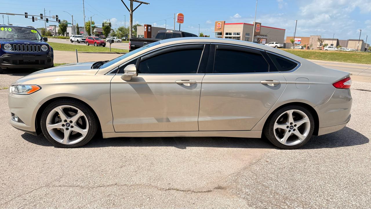 Ford Fusion 4dr Sdn SE FWD 2015