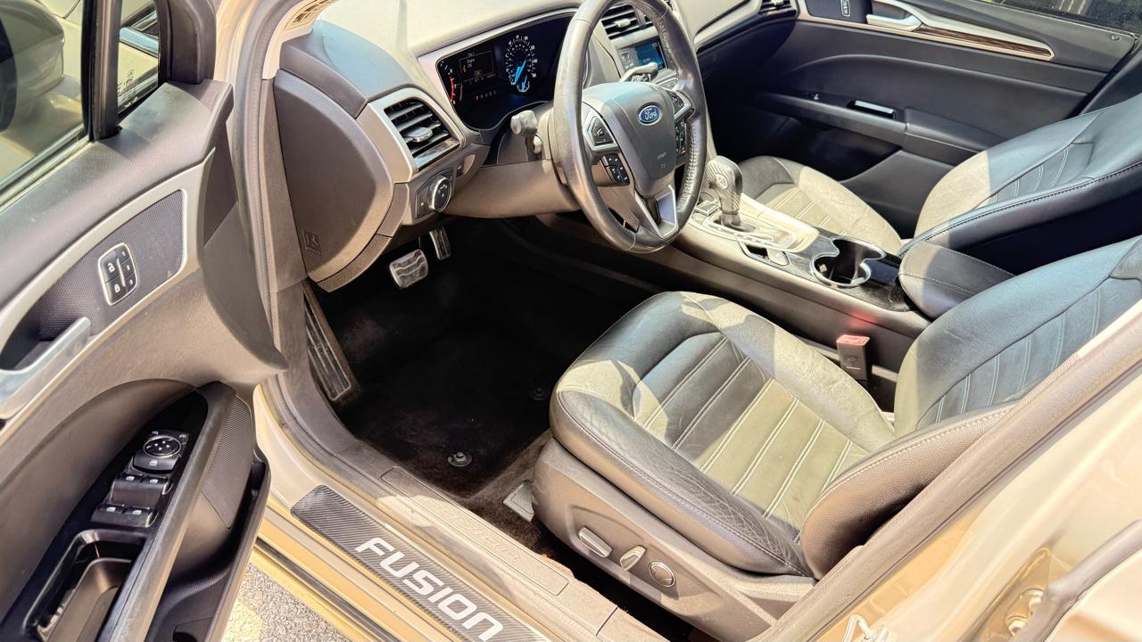 Ford Fusion 4dr Sdn SE FWD 2015