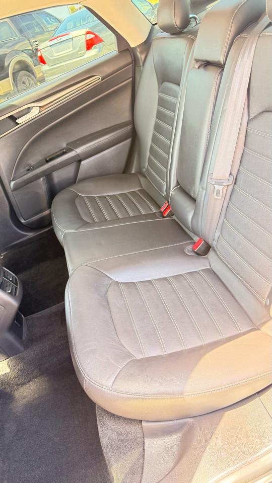 Ford Fusion 4dr Sdn SE FWD 2015
