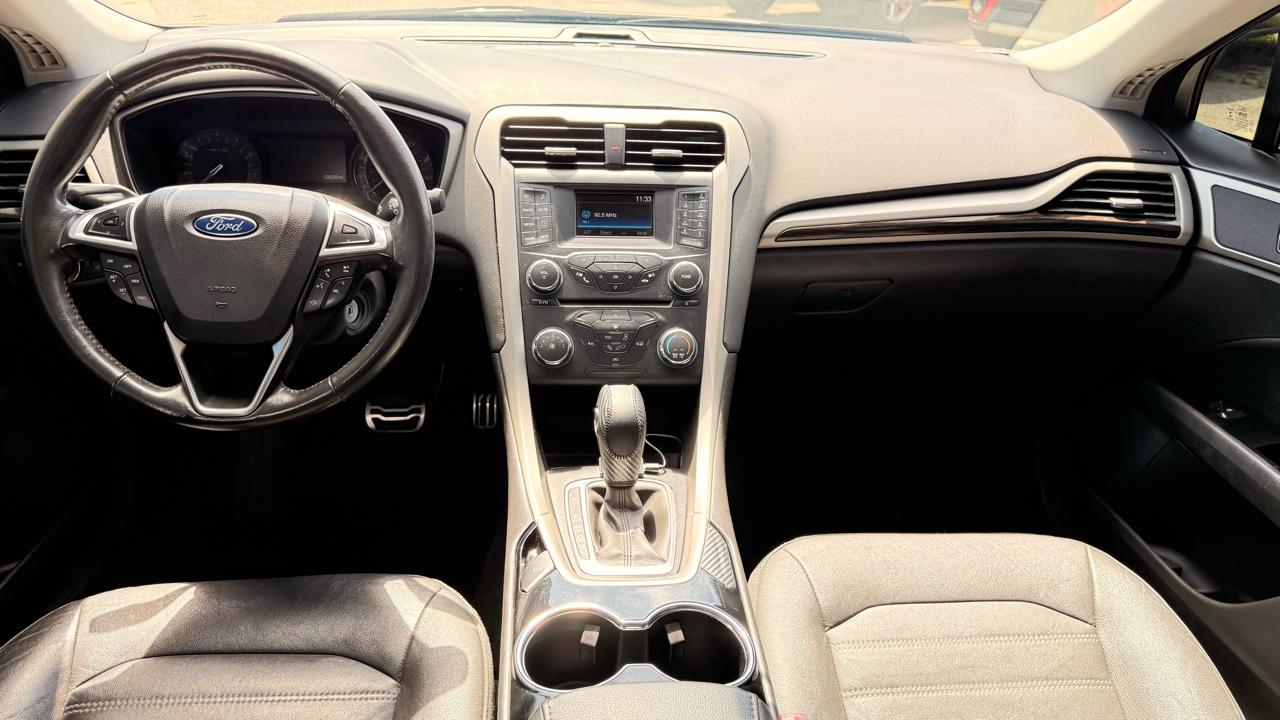 Ford Fusion 4dr Sdn SE FWD 2015