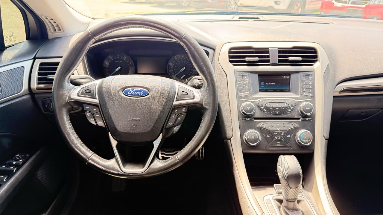 Ford Fusion 4dr Sdn SE FWD 2015