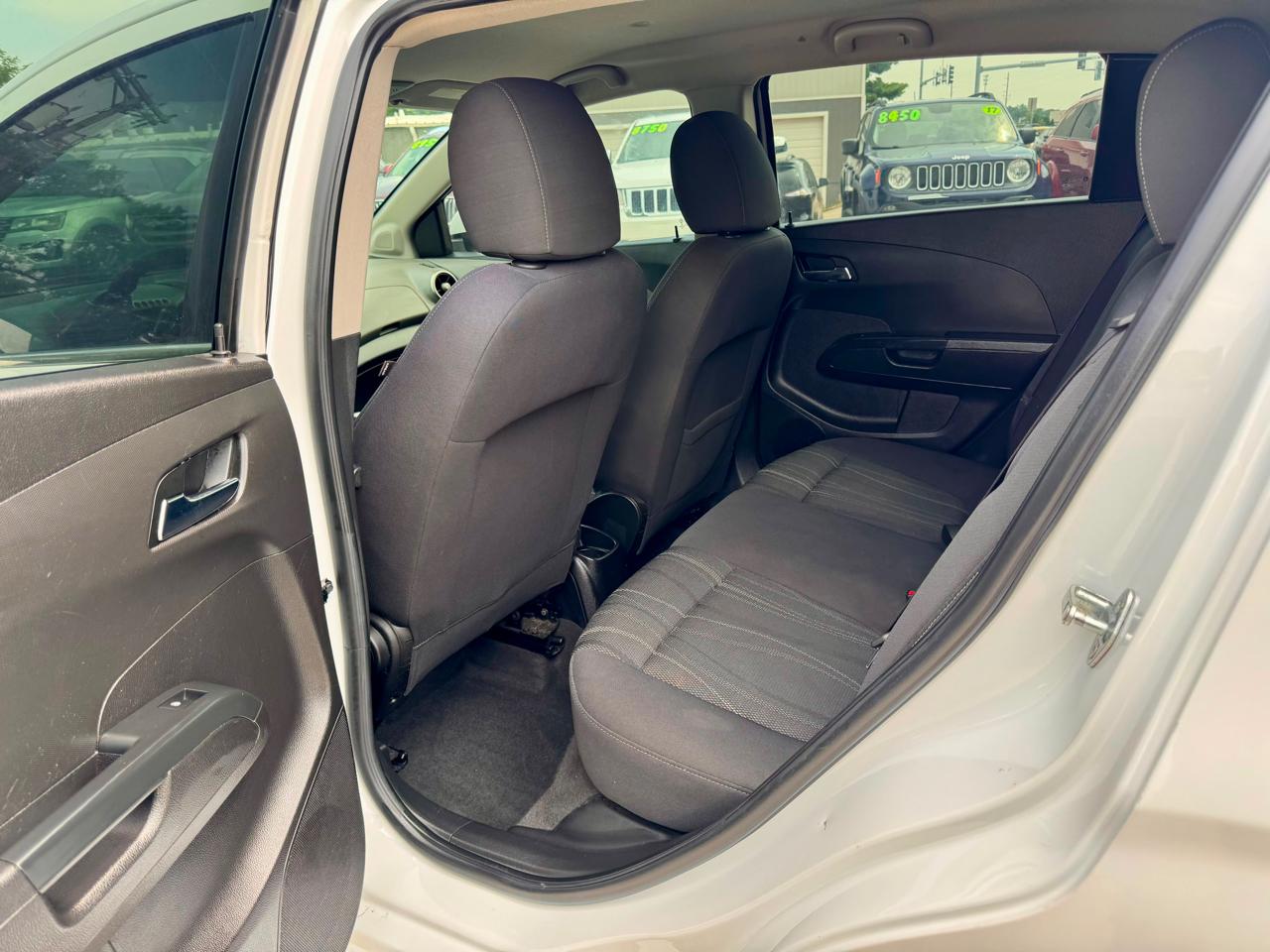 Chevrolet Sonic LT 4D Hatchback 2016