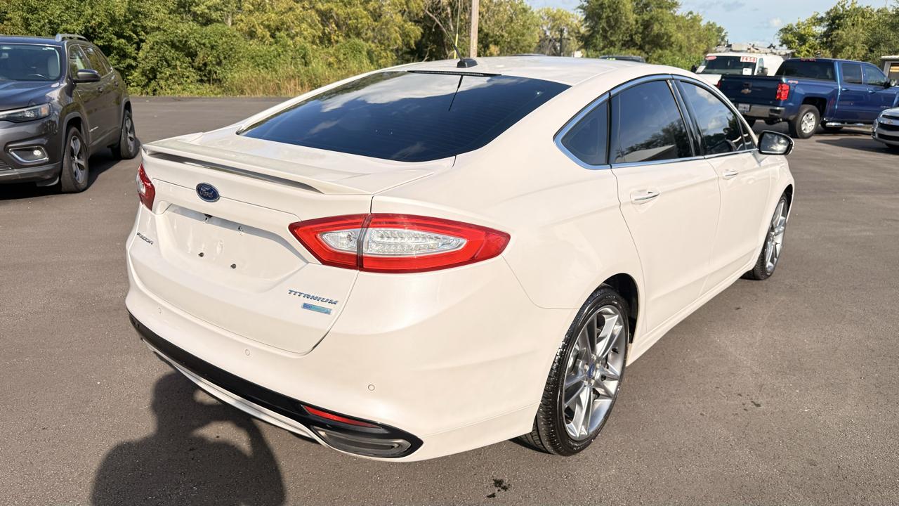 Ford Fusion 4dr Sdn Titanium FWD 2016