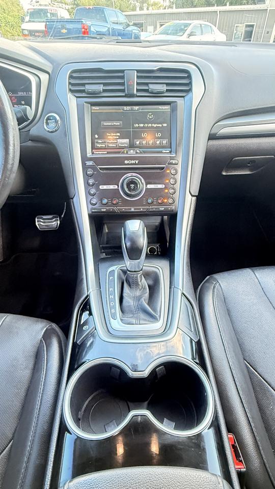 Ford Fusion 4dr Sdn Titanium FWD 2016