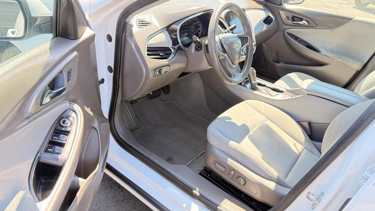 Chevrolet Malibu 4dr Sdn LT 2020