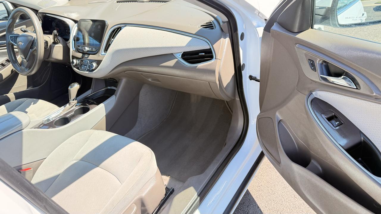 Chevrolet Malibu 4dr Sdn LT 2020