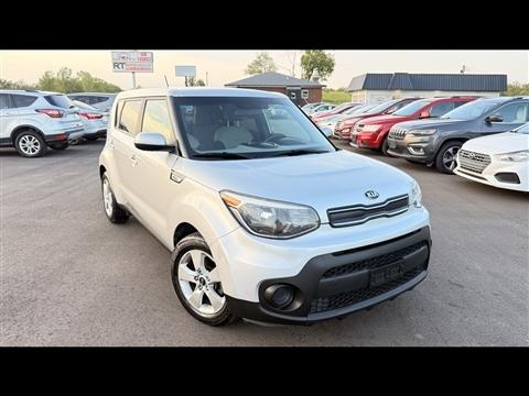 2015 Kia Soul + Auto