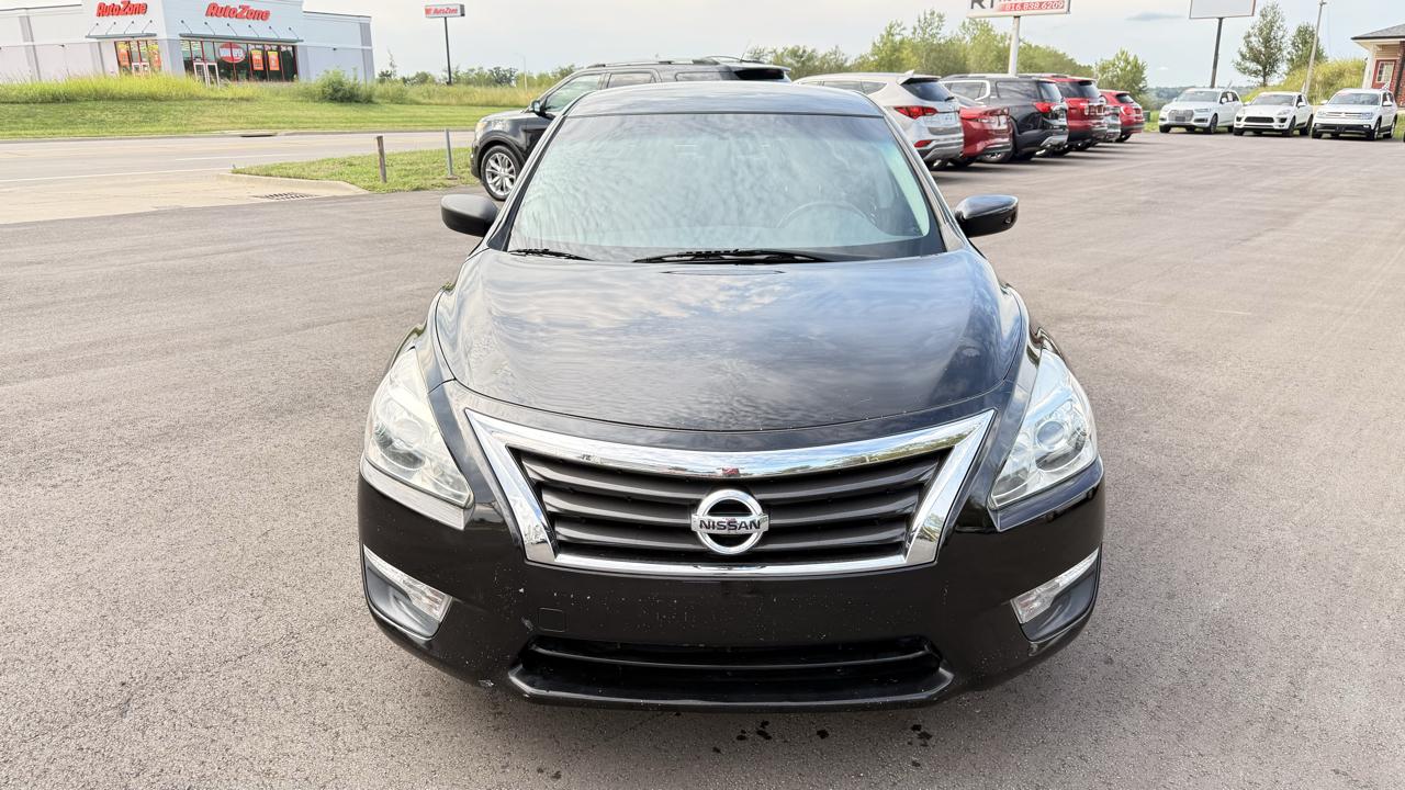 Nissan Altima 2.5 SV Sedan 2013