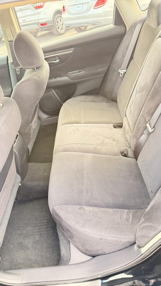 Nissan Altima 2.5 SV Sedan 2013