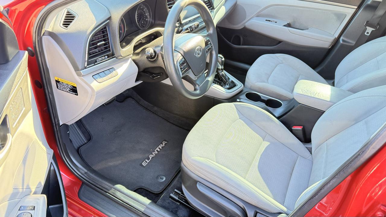 Hyundai Elantra 4dr Sdn Auto SE 2017
