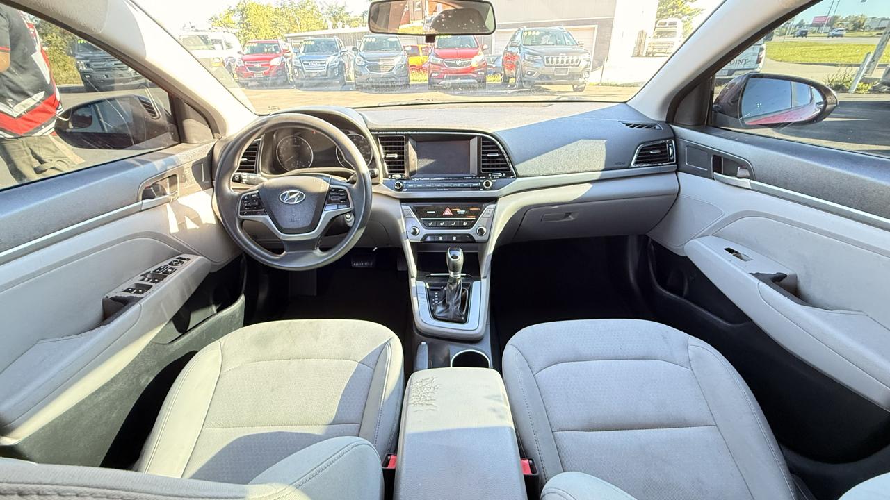 Hyundai Elantra 4dr Sdn Auto SE 2017