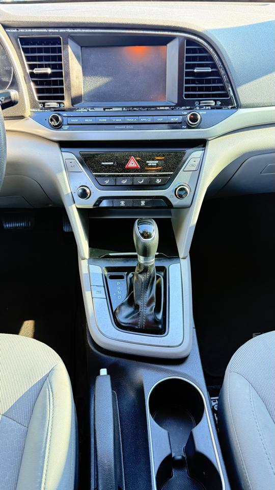 Hyundai Elantra 4dr Sdn Auto SE 2017