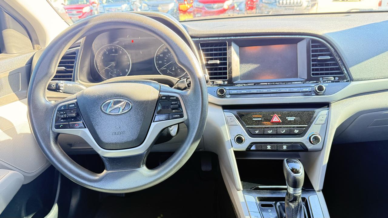 Hyundai Elantra 4dr Sdn Auto SE 2017
