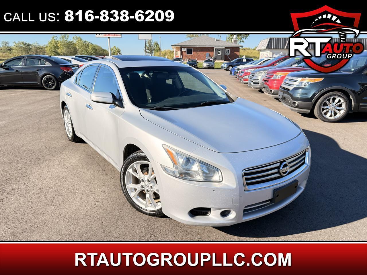 Nissan Maxima 4dr Sdn 3.5 S 2012