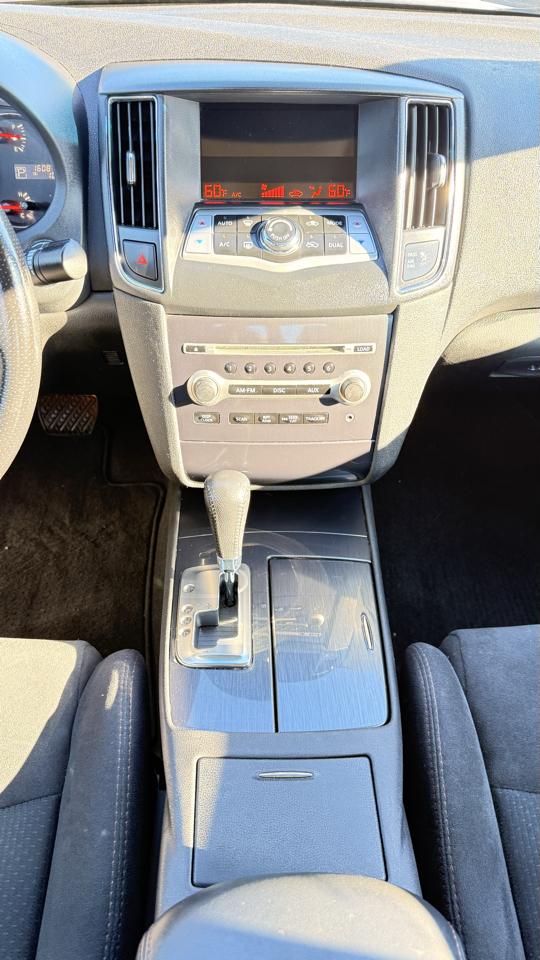 Nissan Maxima 4dr Sdn 3.5 S 2012