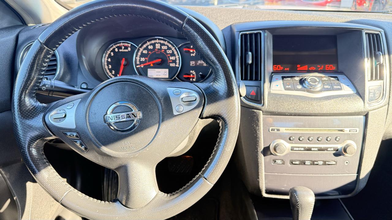 Nissan Maxima 4dr Sdn 3.5 S 2012