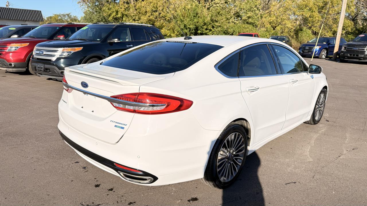Ford Fusion 4dr Sdn Titanium AWD 2018