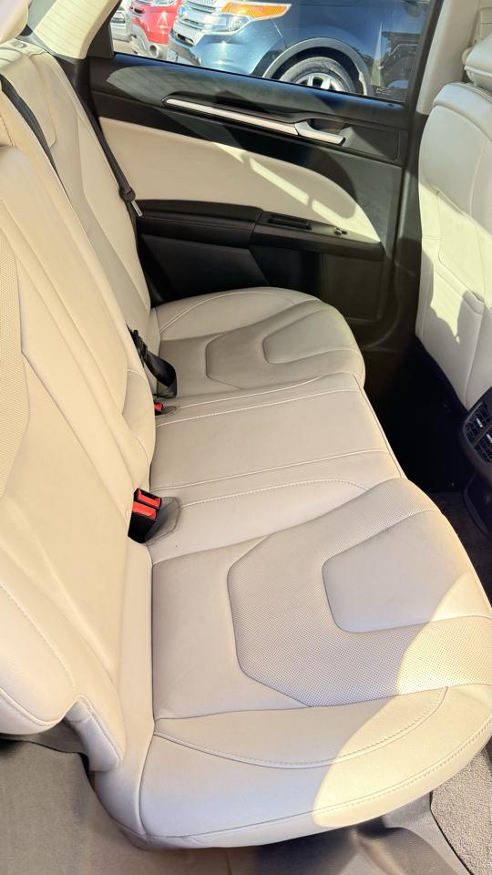 Ford Fusion 4dr Sdn Titanium AWD 2018