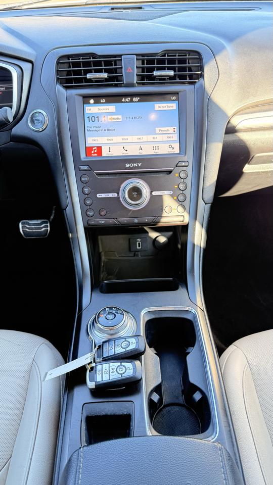 Ford Fusion 4dr Sdn Titanium AWD 2018