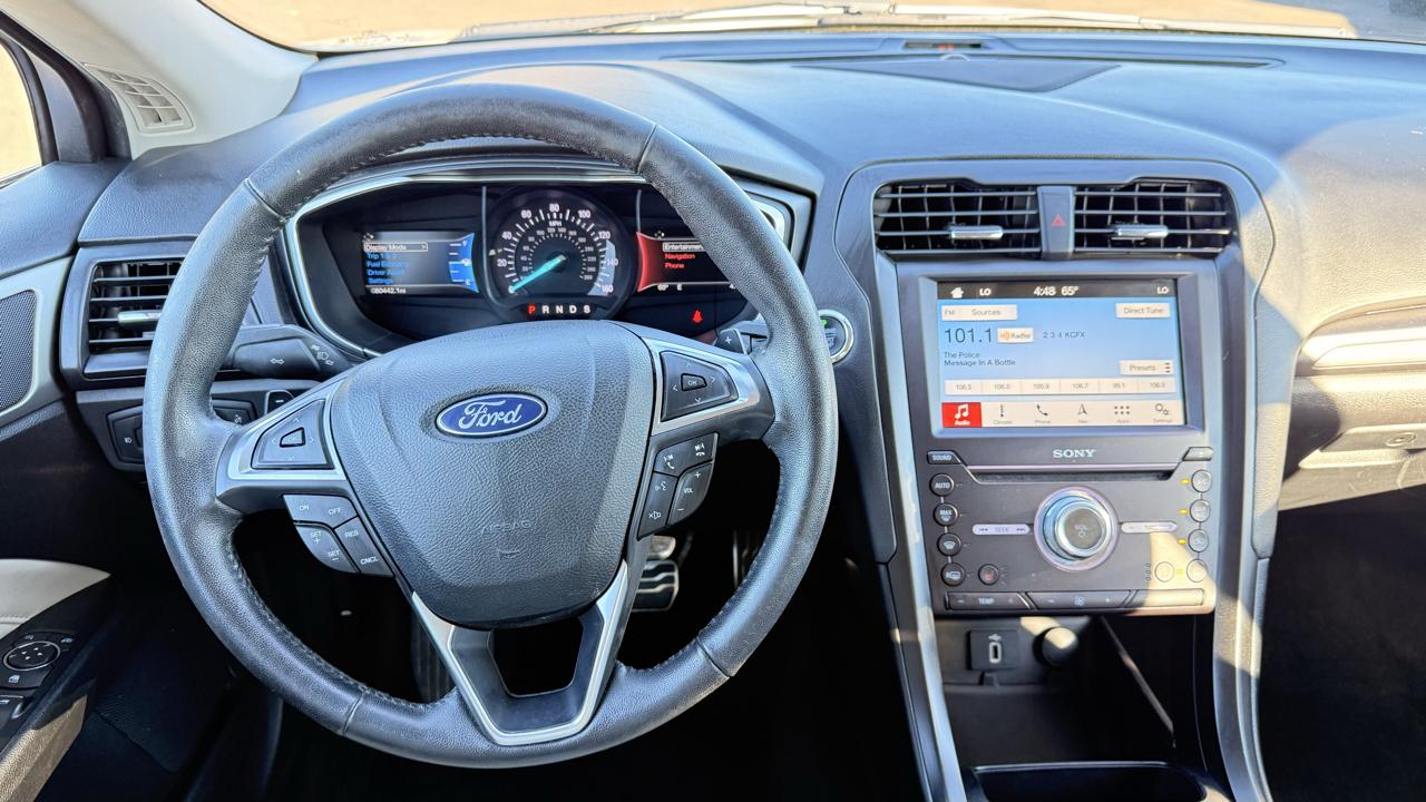 Ford Fusion 4dr Sdn Titanium AWD 2018