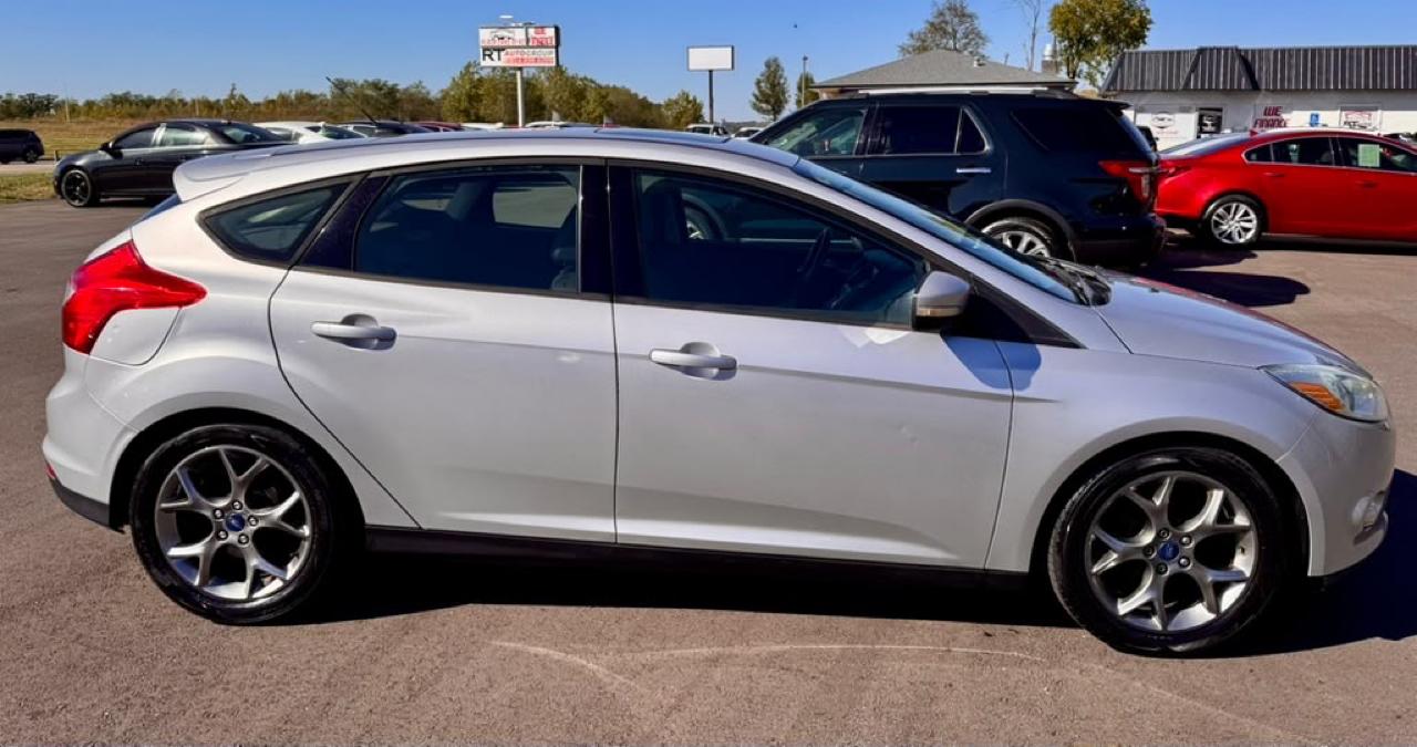 Ford Focus 4dr Sdn SE 2013