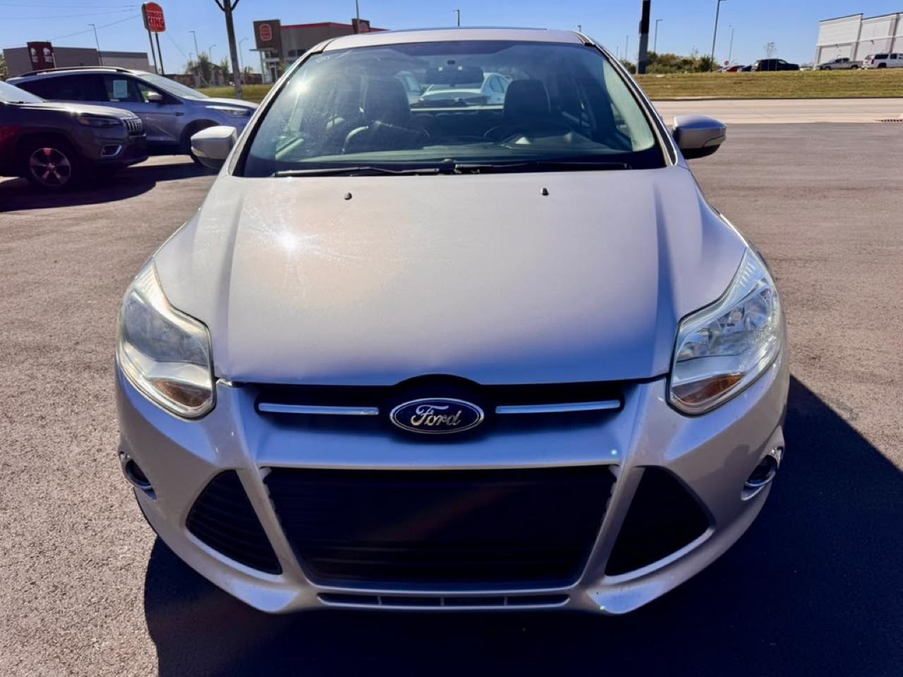 Ford Focus 4dr Sdn SE 2013