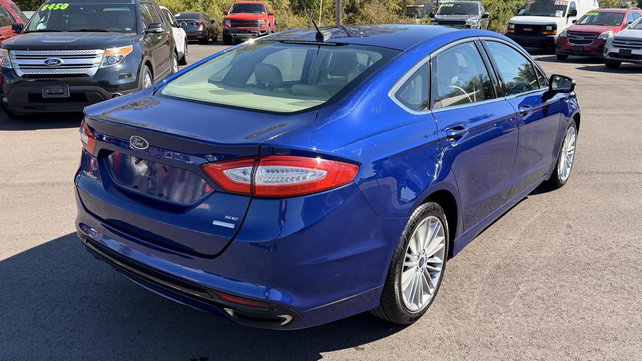 Ford Fusion 4dr Sdn I4 SE 2016