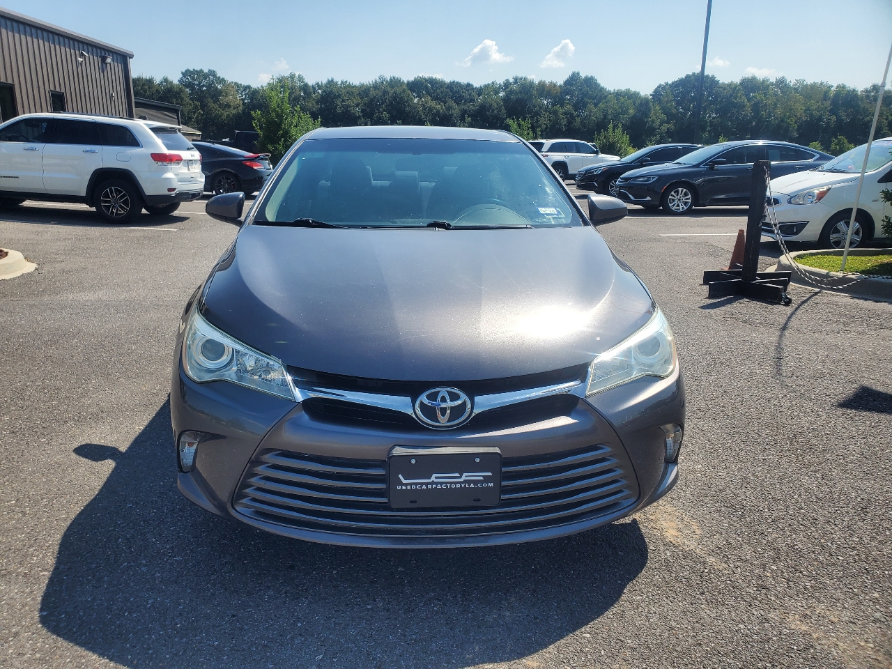 Toyota Camry LE Auto (Natl) 2017