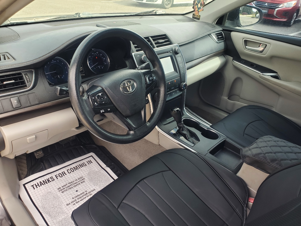 Toyota Camry LE Auto (Natl) 2017