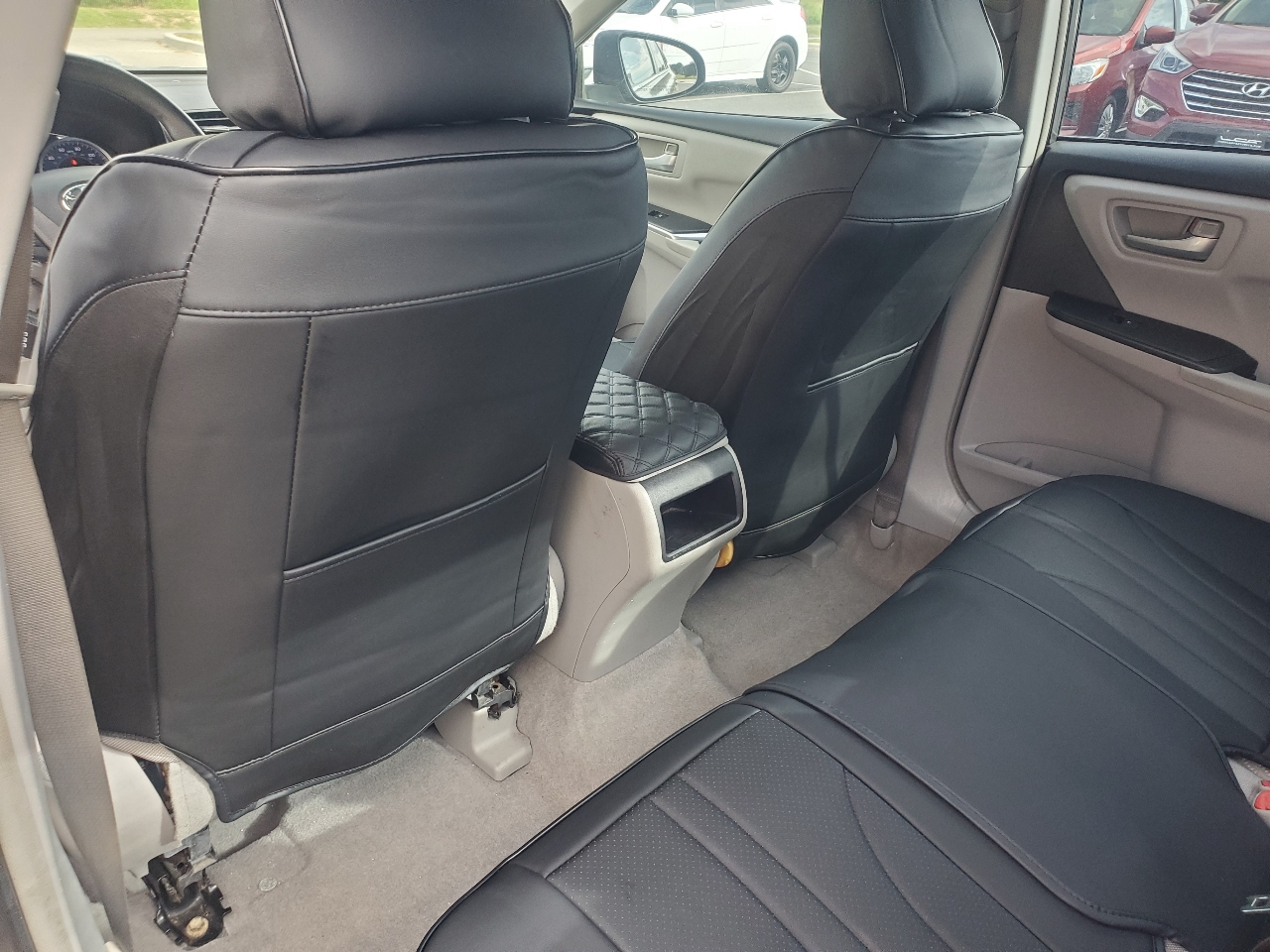 Toyota Camry LE Auto (Natl) 2017