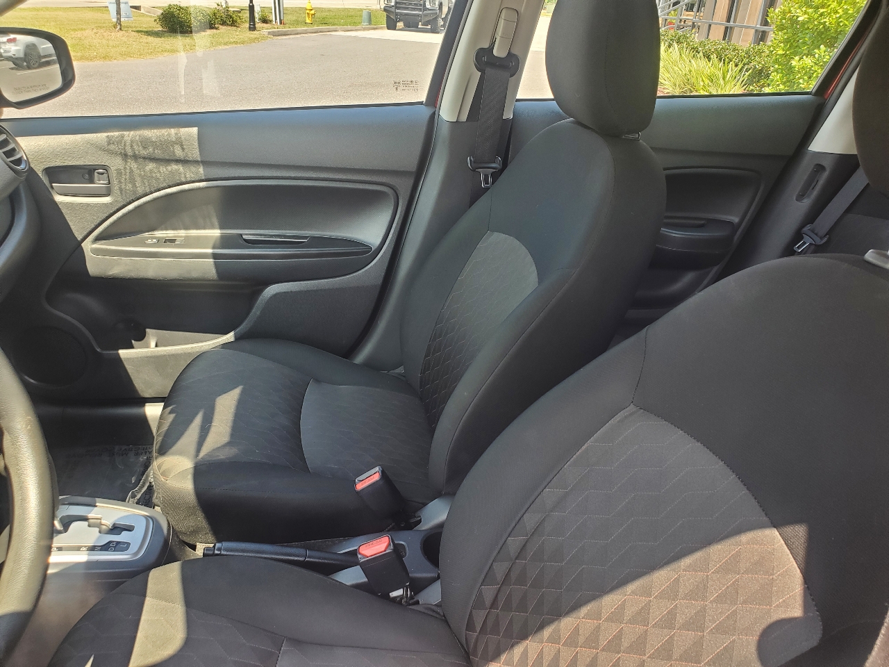 Mitsubishi Mirage Carbonite Edition CVT 2021