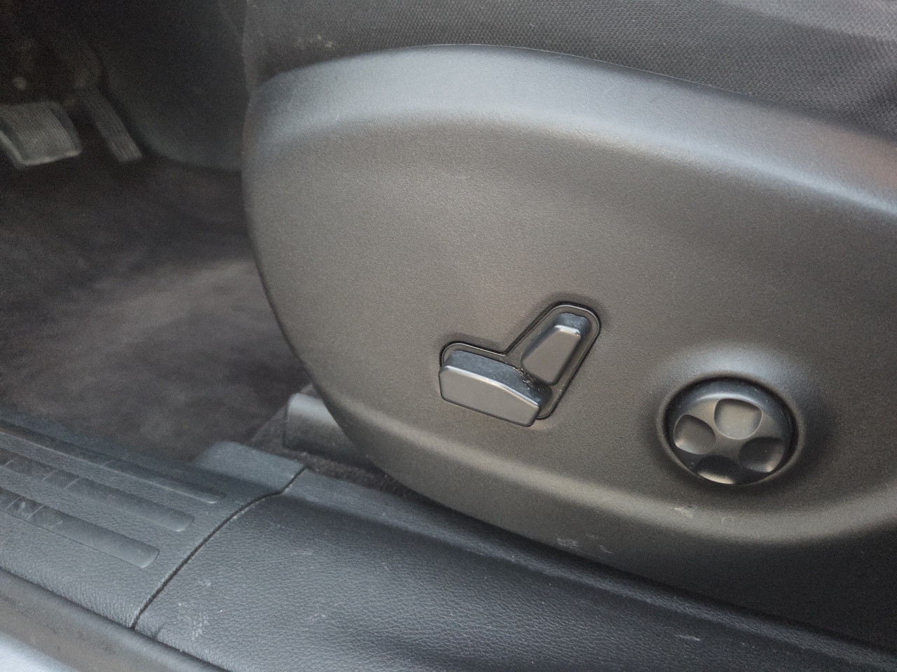 Jeep Cherokee FWD 4dr 75th Anniversary 2016