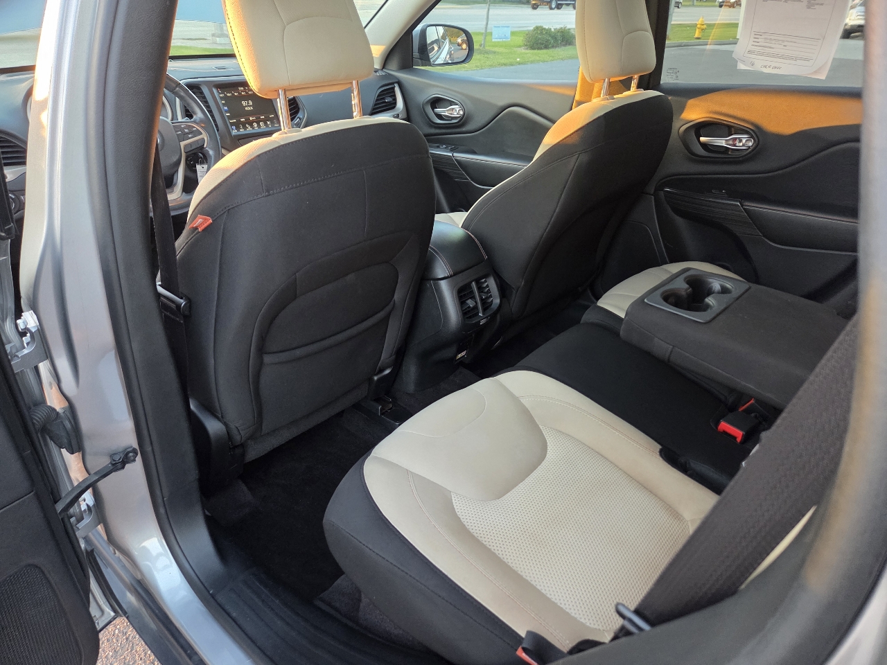 Jeep Cherokee FWD 4dr 75th Anniversary 2016