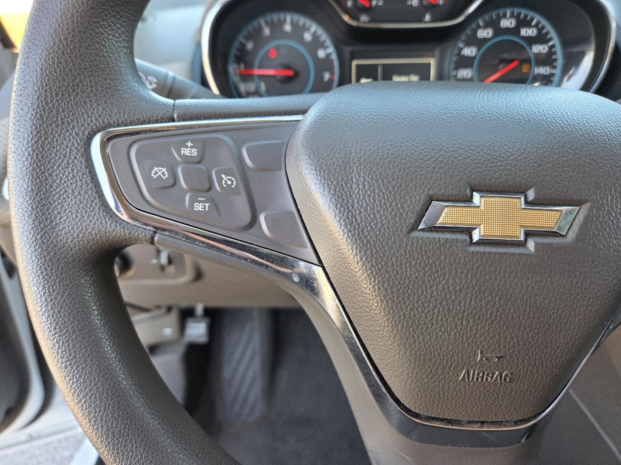 Chevrolet Cruze 4dr Sdn 1.4L LT w/1SD 2017