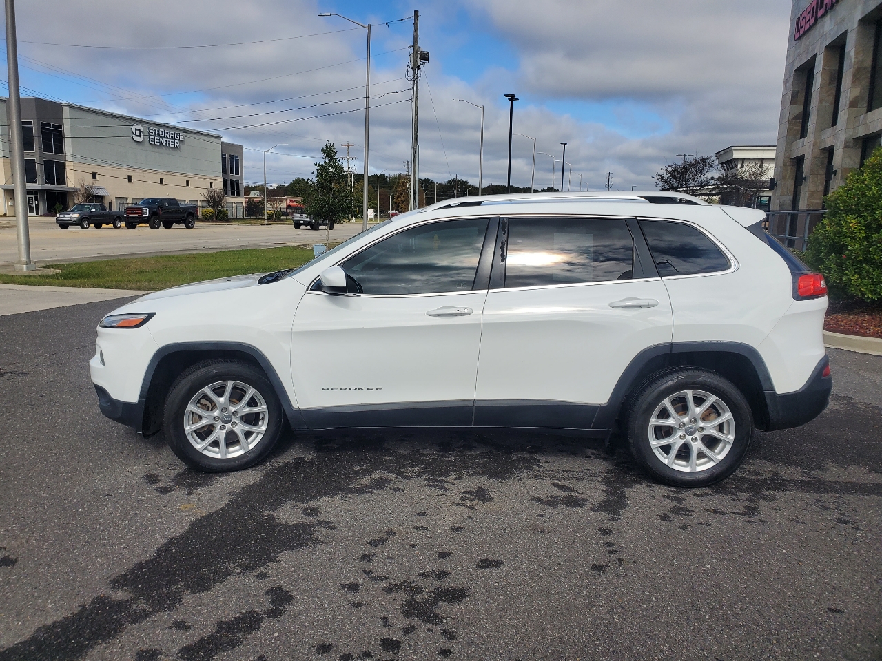 Jeep Cherokee Latitude FWD 2017