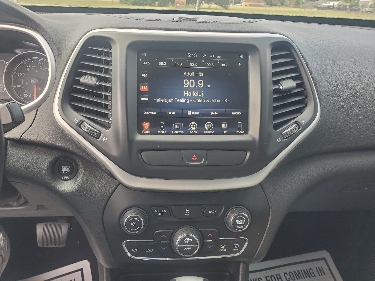 Jeep Cherokee Latitude FWD 2017