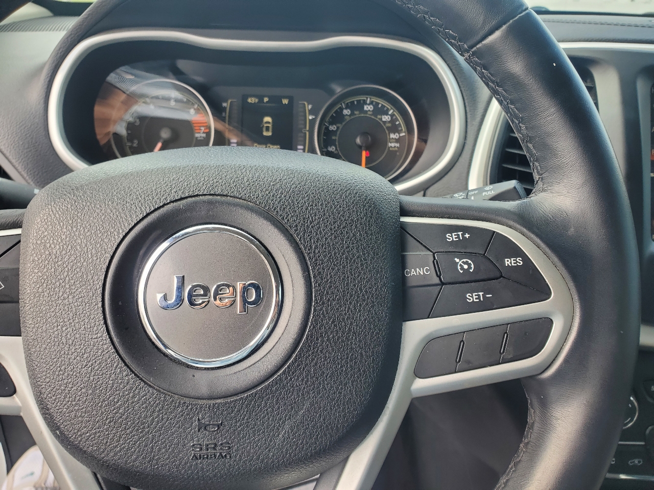 Jeep Cherokee Latitude FWD 2017