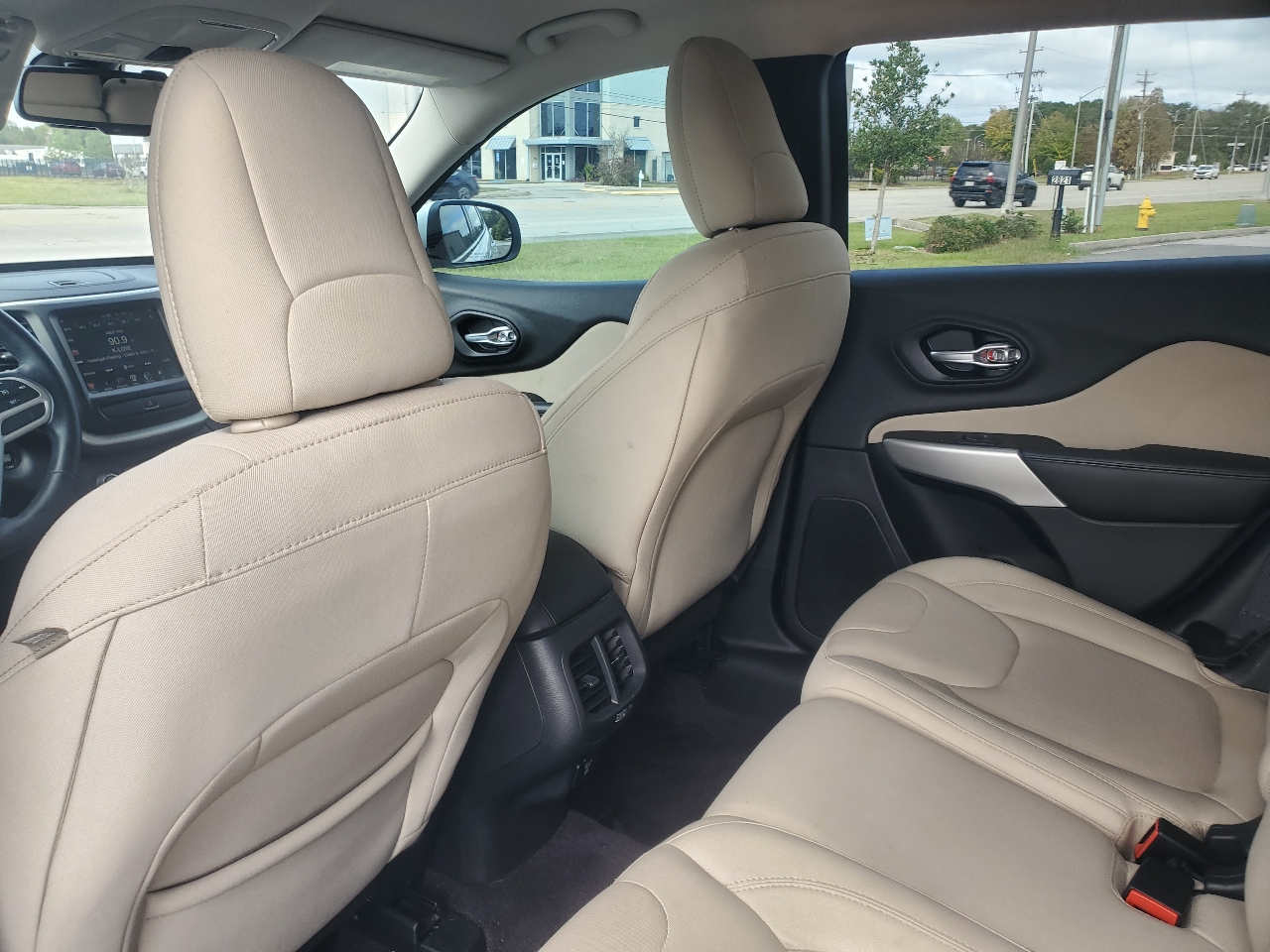 Jeep Cherokee Latitude FWD 2017