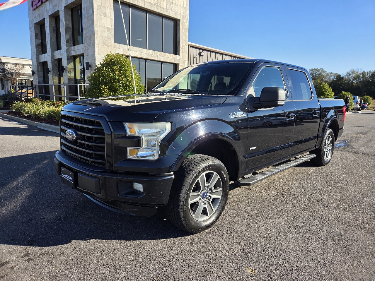 Ford F-150 2WD SuperCrew 157" XLT 2016