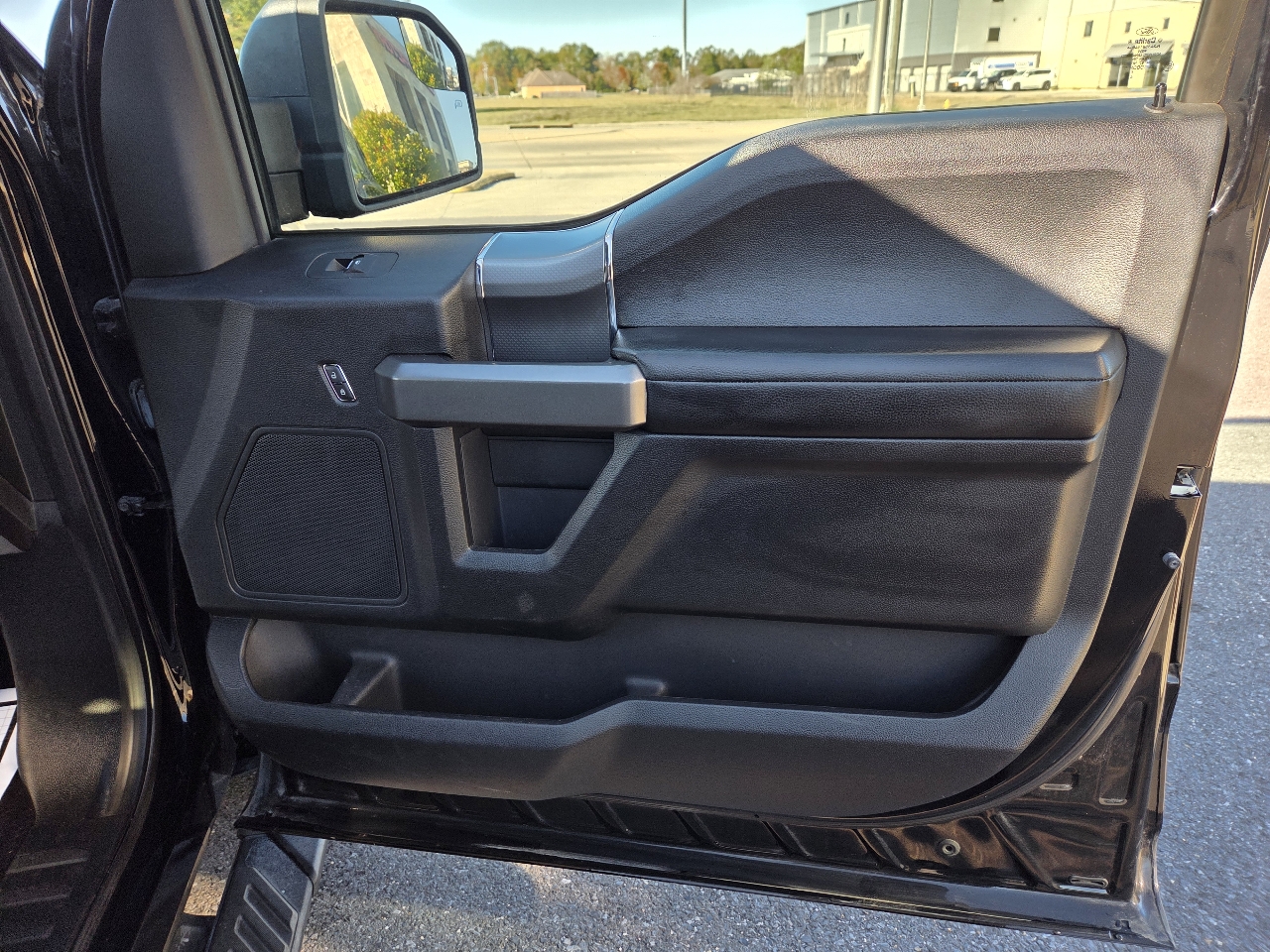 Ford F-150 2WD SuperCrew 157" XLT 2016