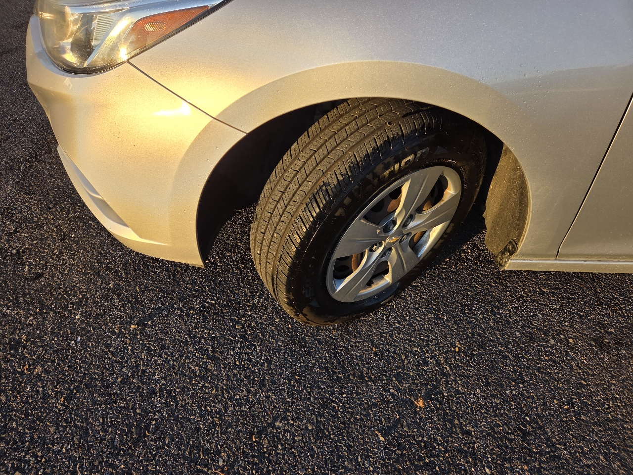 Chevrolet Cruze 4dr Sdn 1.4L LS w/1SB 2018